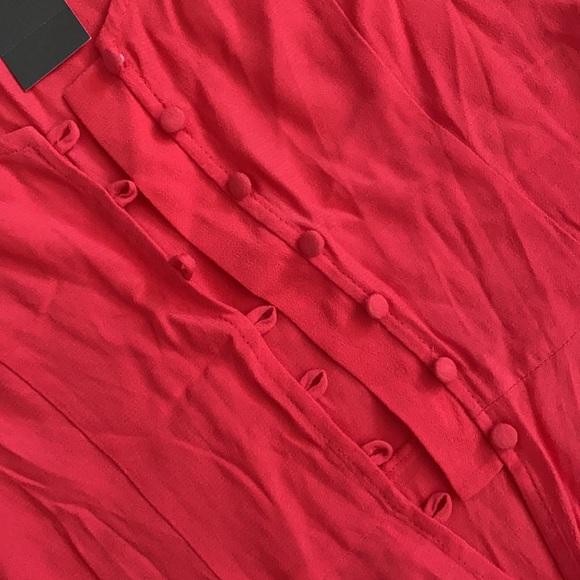 {NWT} Abercrombie & Fitch | Button Front Portrait Neckline Crop Top Pink (XS) - Picture 6 of 13